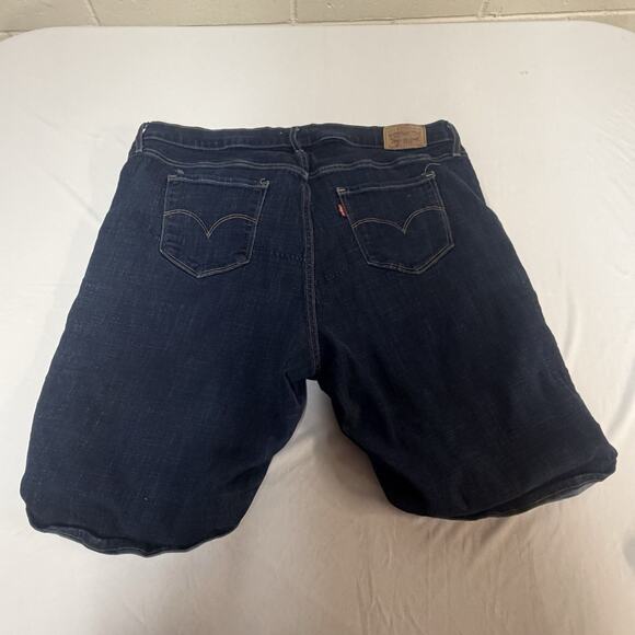 Levi’s Blue Dark Wash Cotton Blend Classic Denim Bermuda Womens Shorts Size 18W - Picture 2 of 14